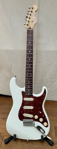 Squier fender vintage - fender,