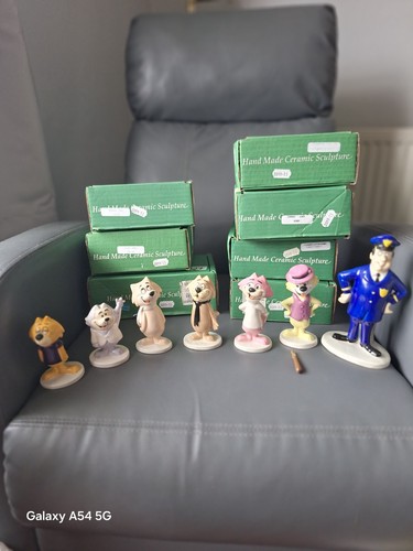 Beswick top cat figurines - figurines, full