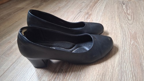 Heavily used cabin crew - heavily, shoes