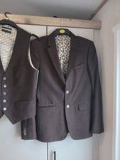 Ted Baker 3Piece Suit Size 36R Italian Fabric Modern Fit 32wx30/31L  Brown Scu10