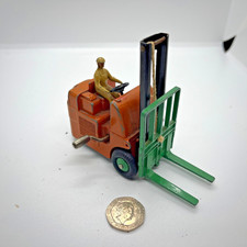 Dinky Toys - 401 Coventry