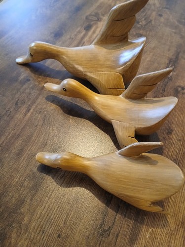 Set carved wood flying - set, 3