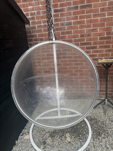 Clear acrylic bubble hanging - clear,