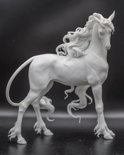 Model horse artist resin - horse,