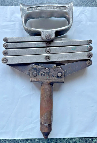 Vintage geo tucker - geo,