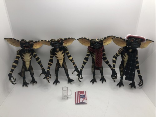Neca gremlins figure bundle - gremlins,