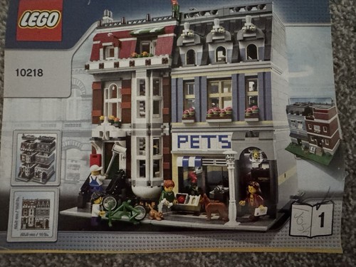 Lego creator expert pet shop - lego,
