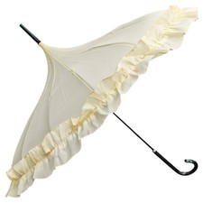 Cream Lace Trim Pagoda