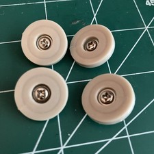 AKAI S1000 S1100 S2000 s3000 s5000 s6000 s3000xl cd3000 SAMPLER PLASTIC FEET