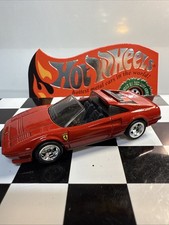 2010 Hot Wheels Garage Red