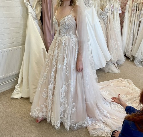 New rrp 599 - £1,599, morilee