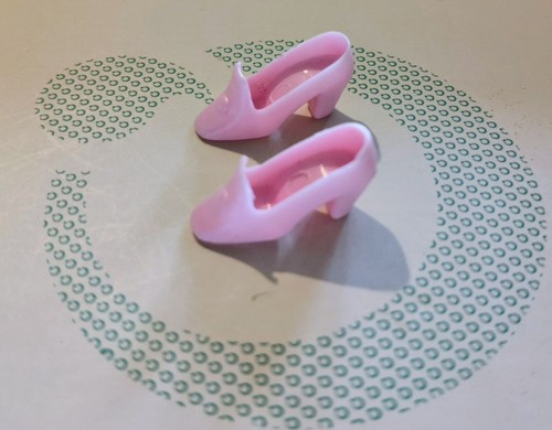 Vintage barbie pink pilgrim - barbie,