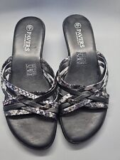  Pavers Sandals Size 7 #50