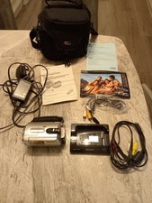 Sony Handycam DCR-SX33E Silver