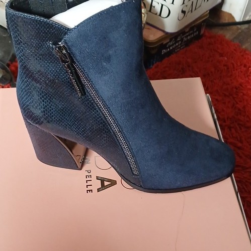 Moda pelle blue - blue, suede