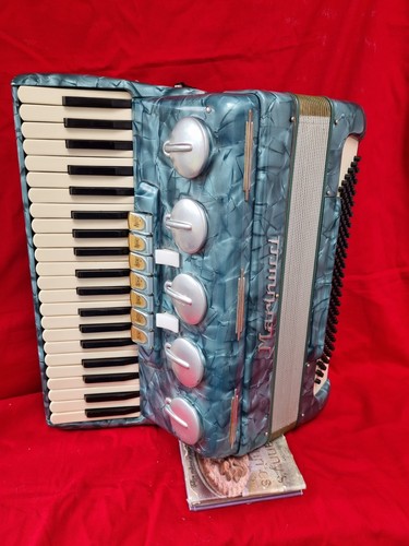 Marinucci 120 bass accordion - marinucci,