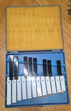 Vintage Glockenspiel Xylophone Mallets Plastic Case Metallophone 25 Notes