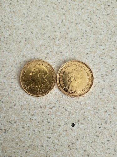 Half gold sovereign - half, x2