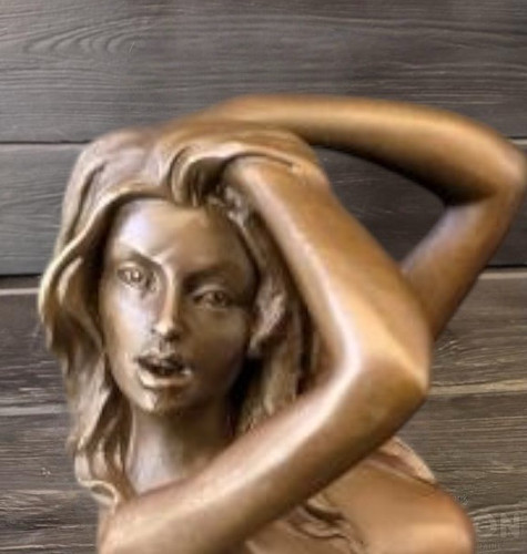 Bronze sculpture statue woman - bronze,