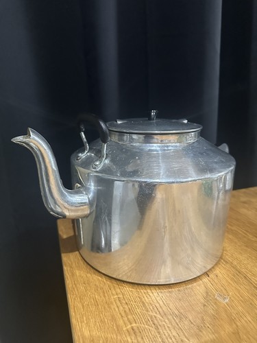 Vintage large aluminium - x,