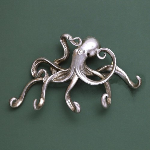 Silver octopus resin - silver, wall