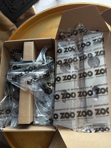 Complete zoo hardware - 20,
