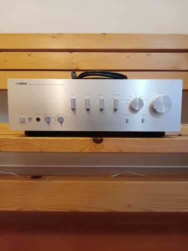 Yamaha s700 natural sound - -,