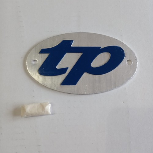 New toys metal logo - tp,