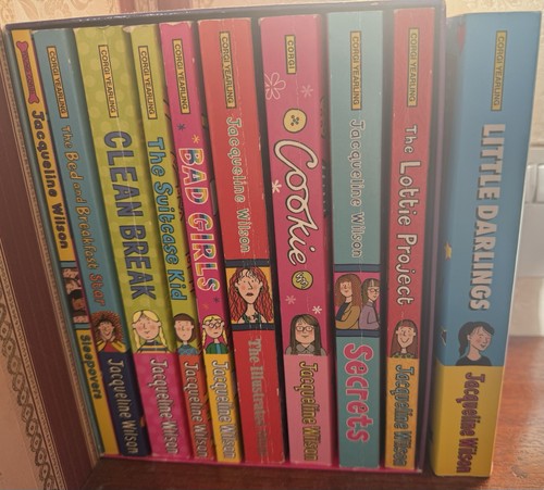 Jacqueline wilson paperback - jacqueline,