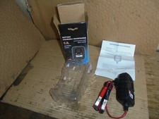 SMART BATTERY CHARGER MAINTAINER. 6 / 12 VOLT MOTORCYCLE, CAR, BOAT, SCOOTER