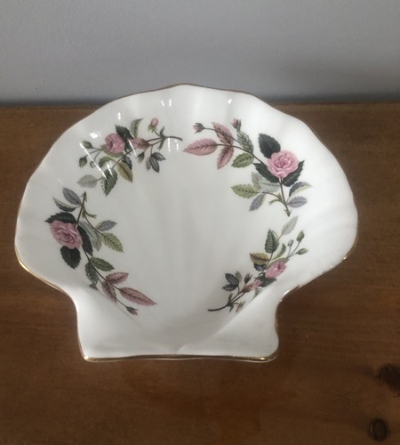 Wedgwood hathaway rose shell - hathaway,