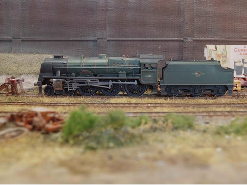 Gauge locomotive weathered - gauge, locomotive: