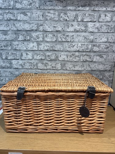 Luxury wicker hamper basket - hamper,