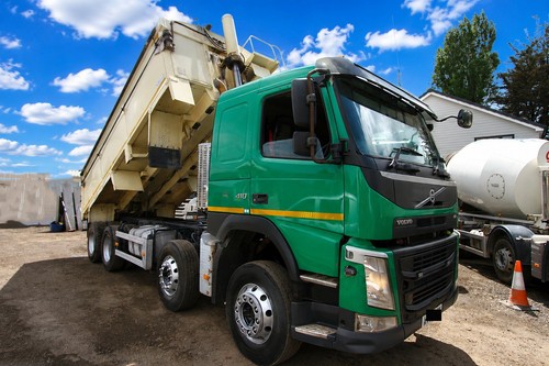 2015 volvo 410 8x4 - fm,