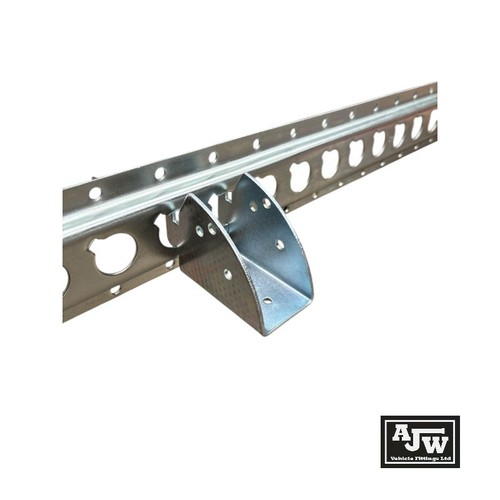 Internal decking bracket - internal,