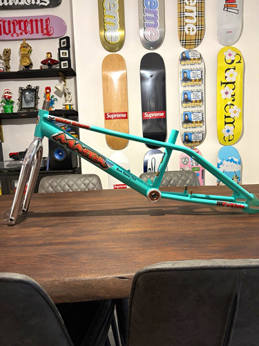 Haro zippo frame and 94 - frame,