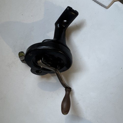 Original hand crank singer - crank,