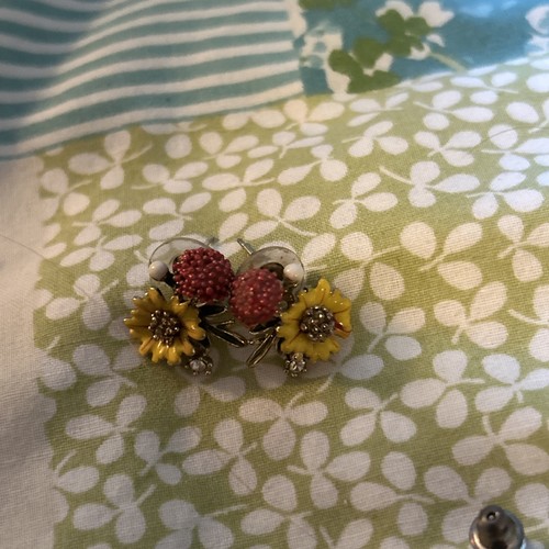 Les nereides earrings floral - les,