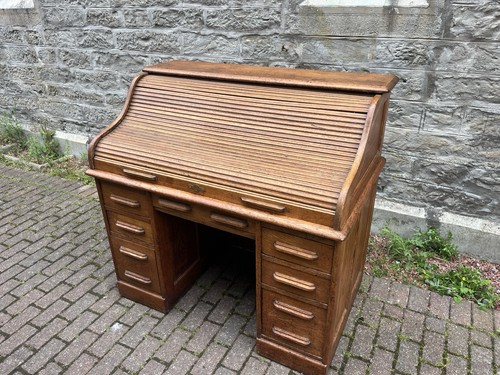 1930 roll top desk - roll,