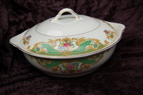 Rare 1930s covered serving - 1930s,