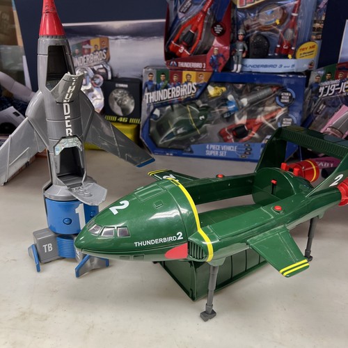 Thunderbirds supersize bundle - thunderbirds,