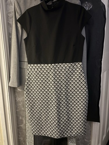 Bnwot lipsy dress - bnwot,