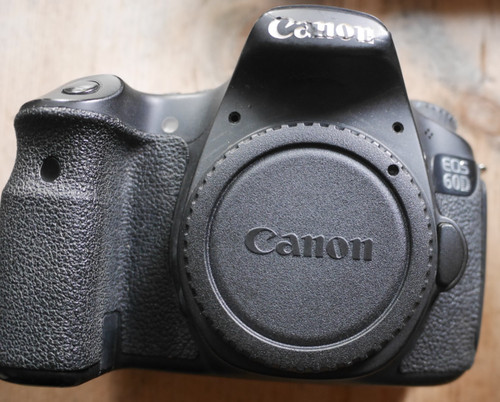 Canon eos 60d dslr 18mp - 18mp, body
