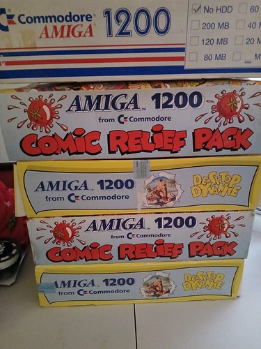 Commodore amiga 1200 boxes - amiga, +