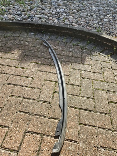 Mercedes hardtop seal - hardtop, front