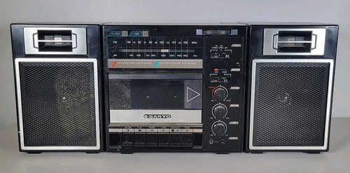 Vintage sanyo m9708 boombox - m9708,