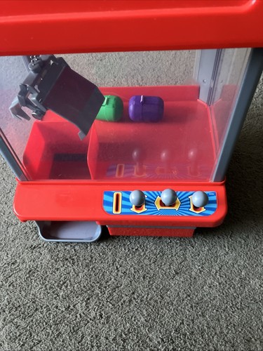 Electronic arcade claw crane - claw,
