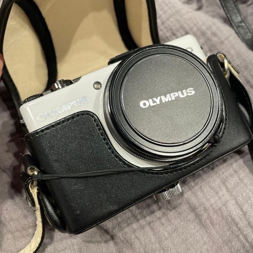 Olympus white digital - olympus, xz-1