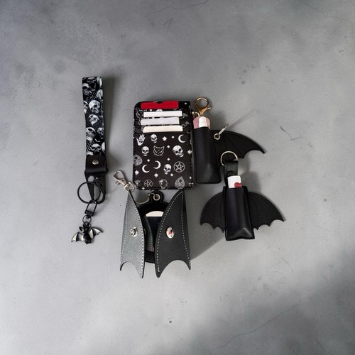 Black bat inspired alternative - inspired,