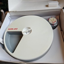 Cat Mate C50 Automatic Pet Feeder - Serves 5 Meal  Boxed